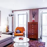 Designer By Apartments Alfama