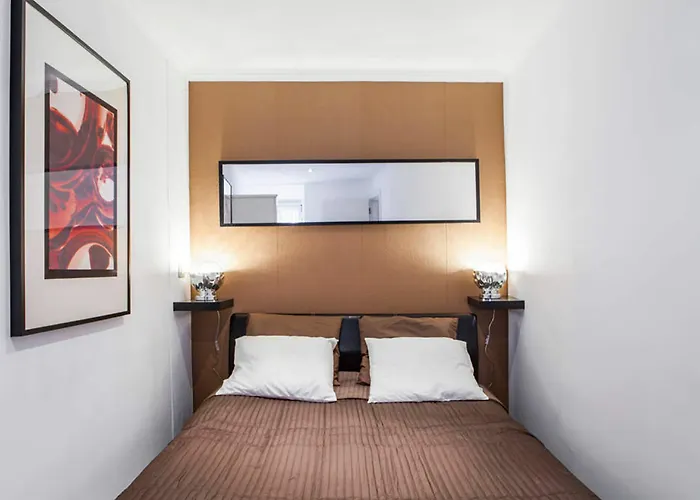 Designer By Apartments Alfama